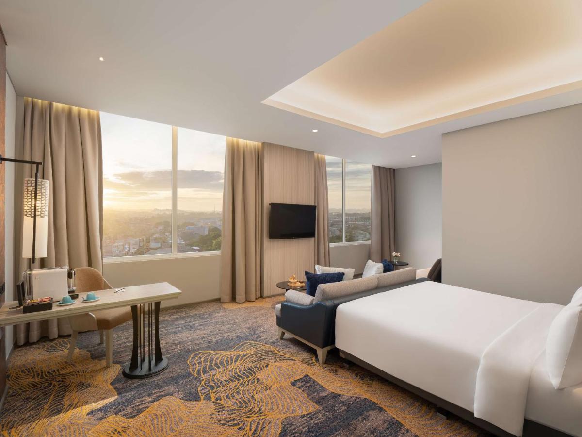 Radisson Lampung Kedaton Bandar Lampung Exterior photo